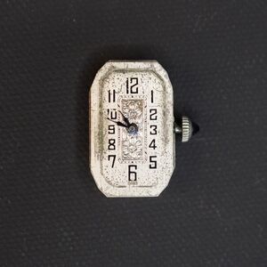 Vintage Elaine Watch Co Swiss Watch Movement & Dial – 6 Jewels – Running